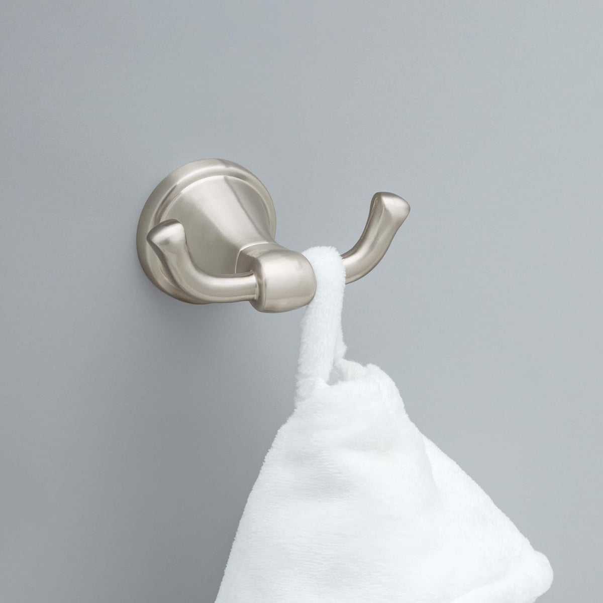 Delta Faucet Becker (1-Pack) Towel/Robe Hook for Bathroom, SpotShield Brushed Nickel, Wall Mounted BCK35-DN