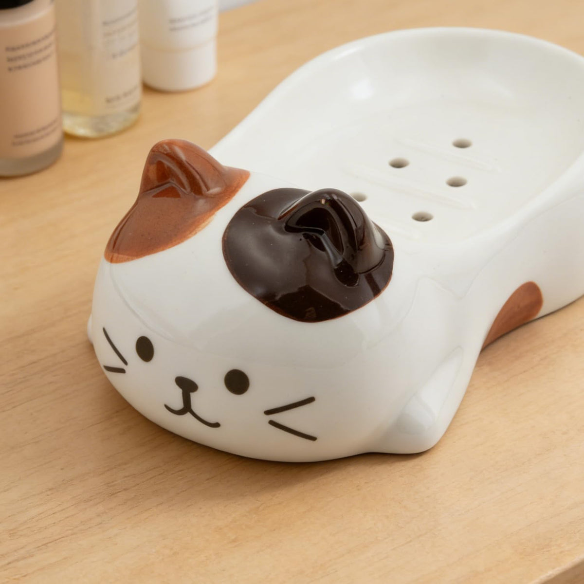 Cute Cat Decorative Soap Dish, Self-Draining Soap Holder Tray for Bathroom Shower, Kitchen Sink & Bathtub (Calico)